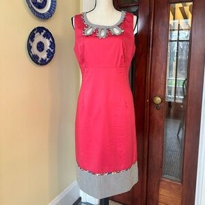 Boden | Sheath Dress with Appliqué Keyhole Neckline in Nantucket Pink/Red